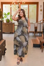 Marigold Sleeve Less Maxi Dress Green - Image 2