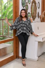 Pleated Batwing Sleeve Peplum Blouse - Image 3