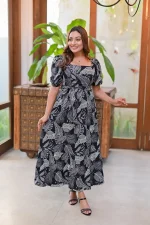 Willow Maxi Dress Black - Image 6
