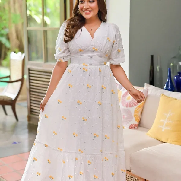 Kathy Full Flared Cutlone Maxi Dress Yellow